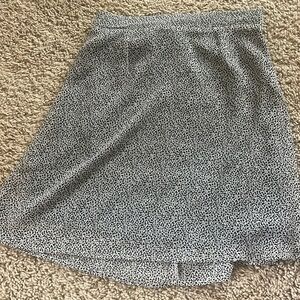NWT- BLACK AND WHITE MINI SKIRT